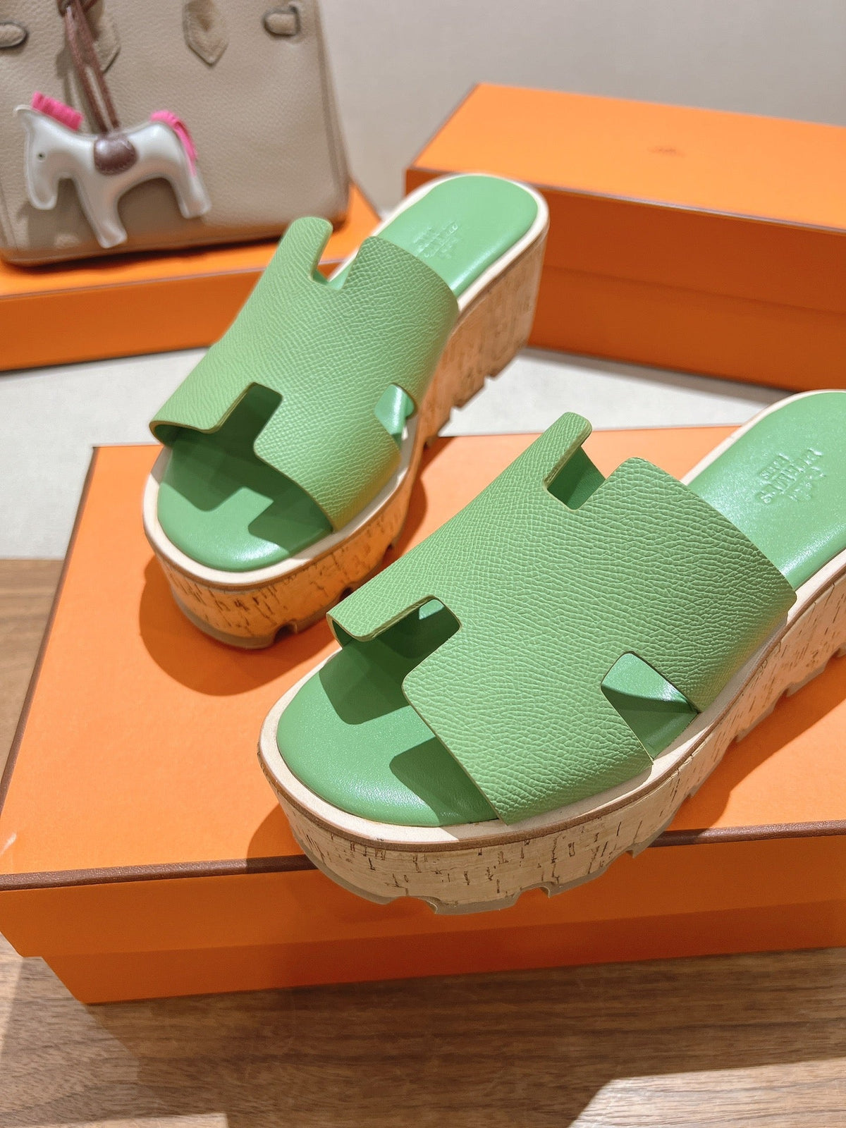 HERMES 25S HIGH WEDGE SANDALS IN LIGHT GREEN LAMBSKIN STYLE 1